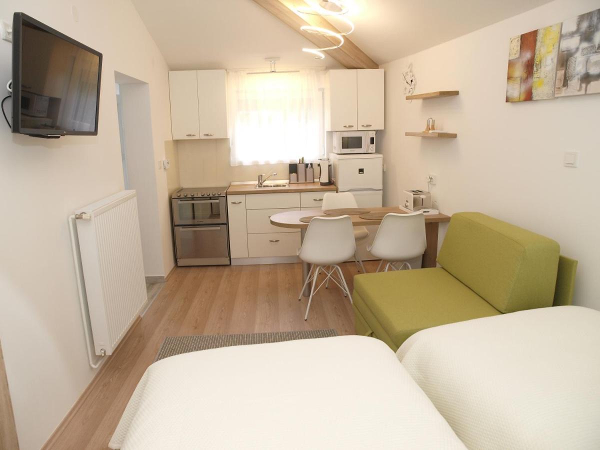 Cozy Studio Apartment Tian In ซาเกร็บ ภายนอก รูปภาพ